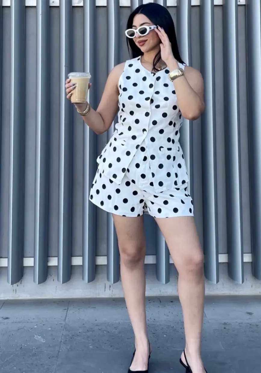 Set Chaleco y Shorts Polkadots Blanco