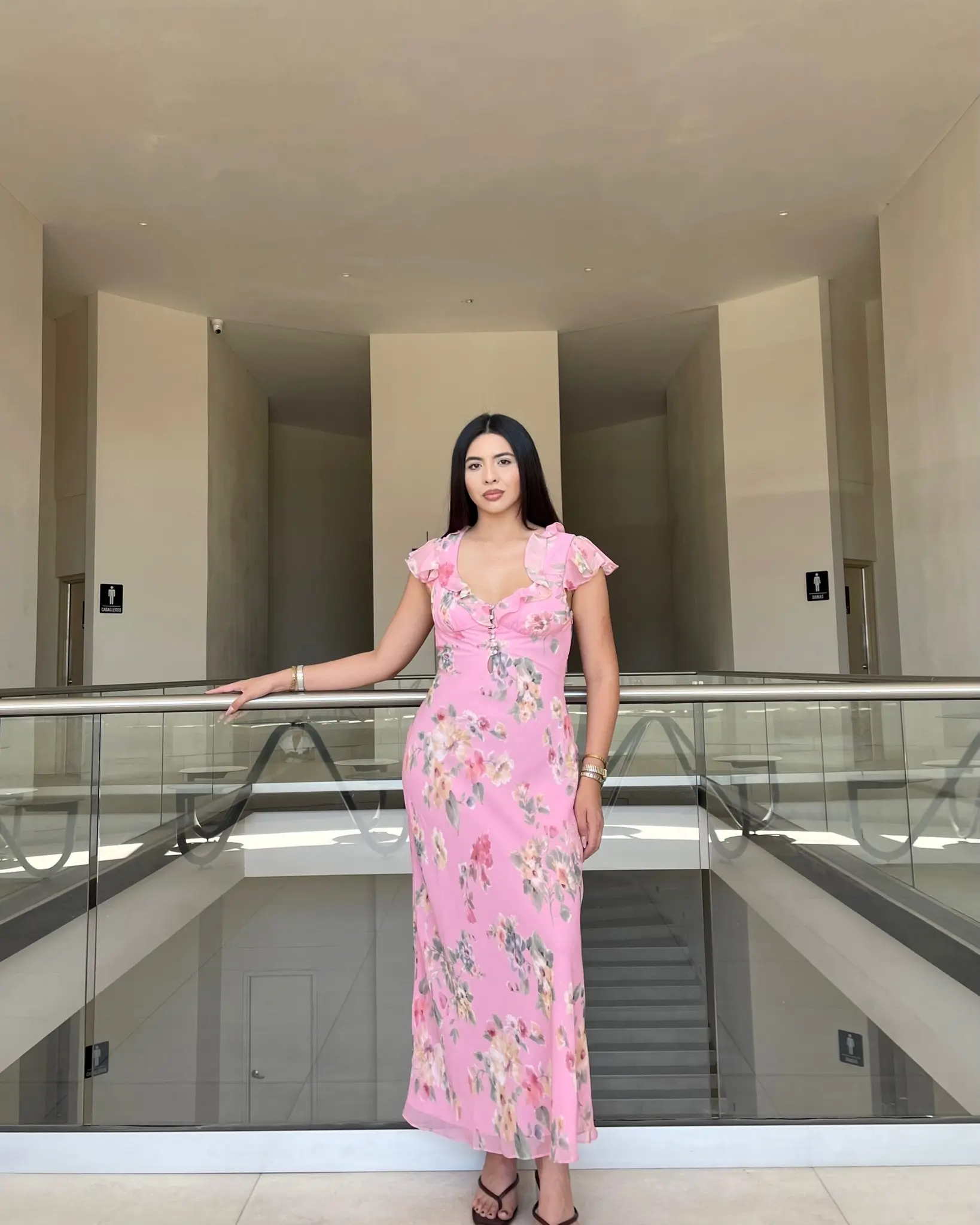 Vestido Midi Estampado Floral Rosa