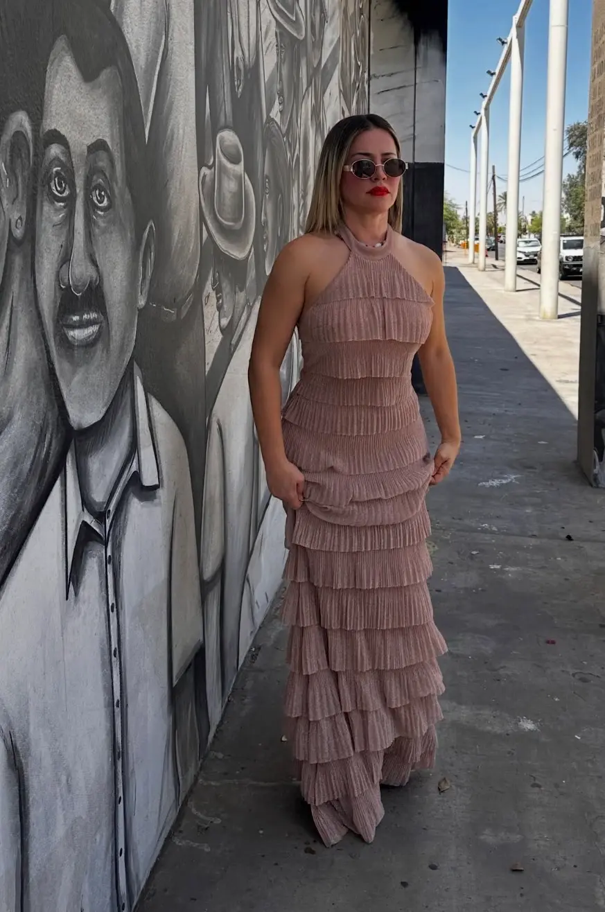 Vestido Largo Halter Beige con Destello