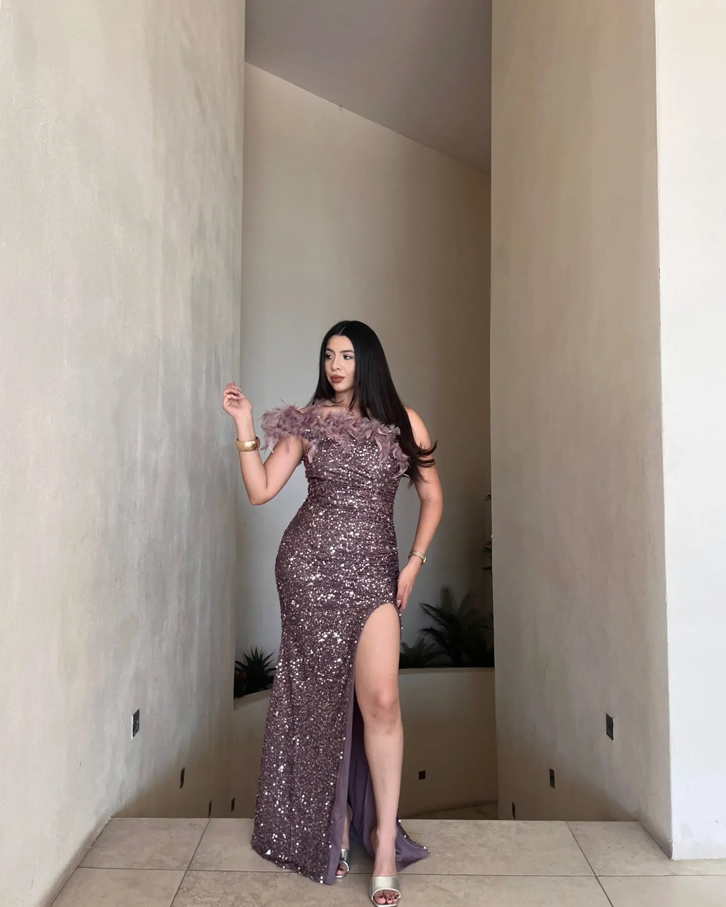 Vestido Largo Morado Con Lentejuelas